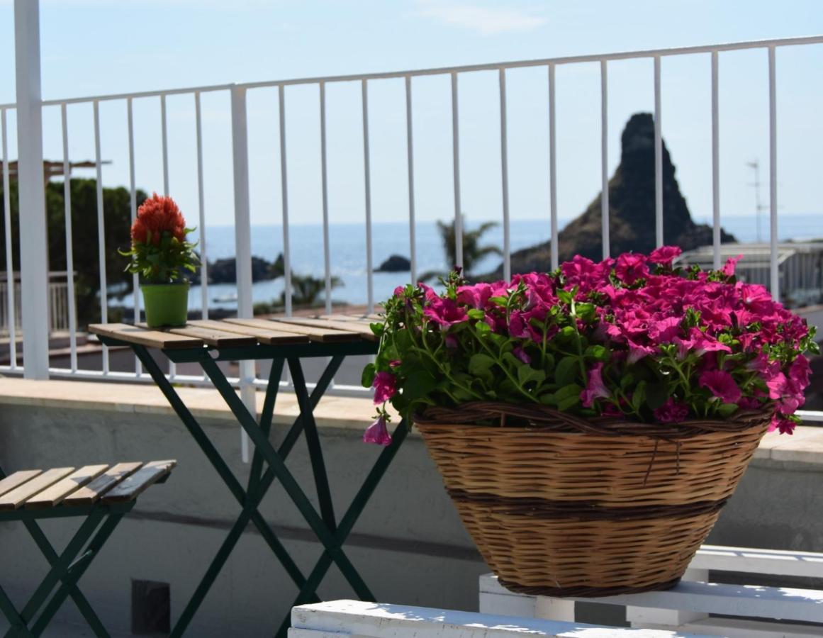 Casa Vacanze Caramagna Aci Castello Exteriör bild